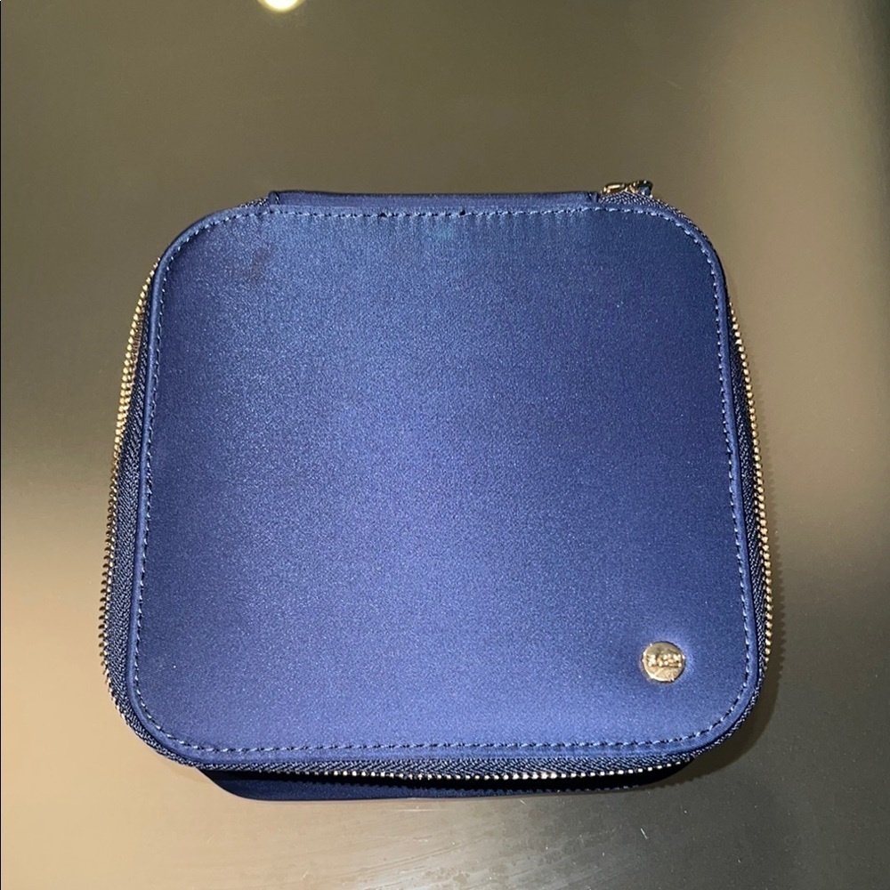 Stony Clover Lane iridescent navy jewelry box new